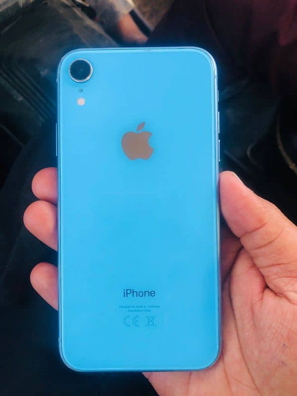 iphone XR 128gb still sim working jazz 0