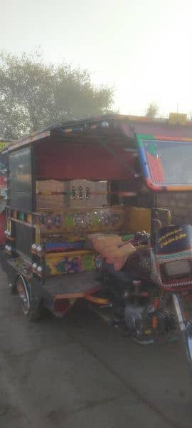 Rickshaw tangha lahouri 0