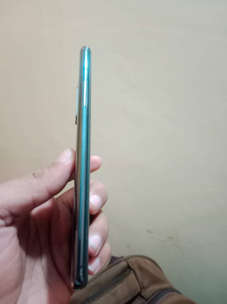 One Plus 7 Pro 1