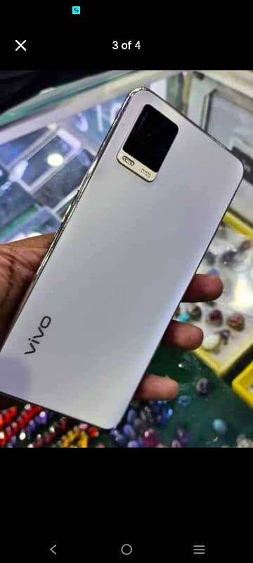 Vivo V20 1