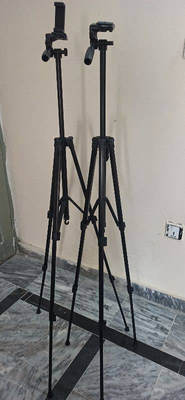 Tripod Stand With Mobile Holder 0