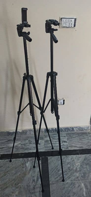 Tripod Stand With Mobile Holder 3