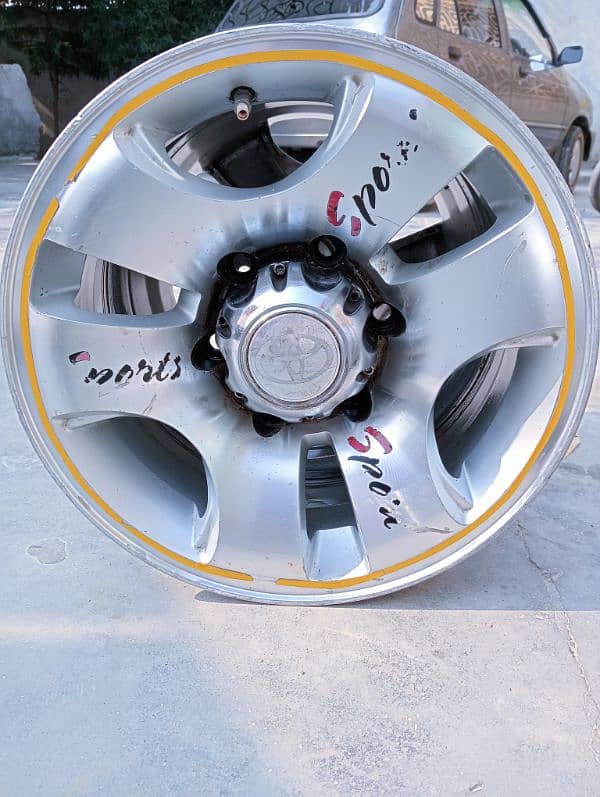 Toyota Hiace Alloy Rims 4