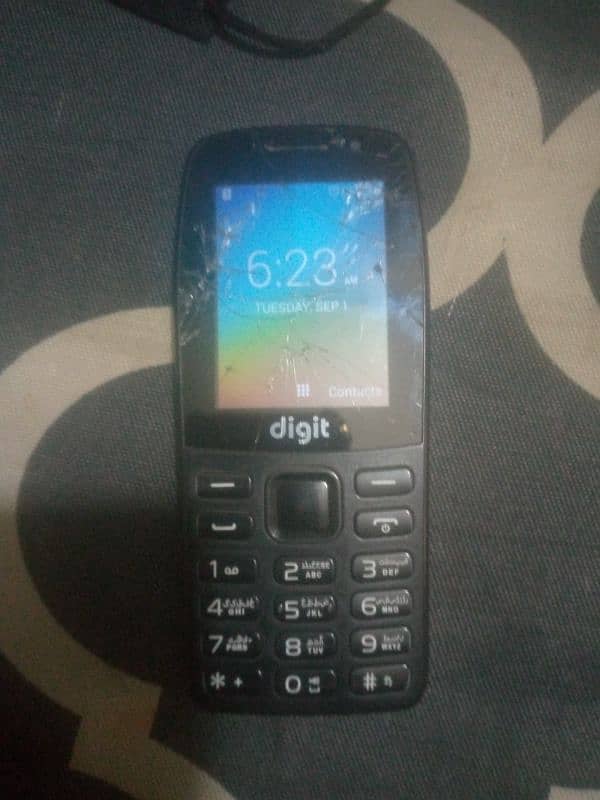 itel phone with box 0