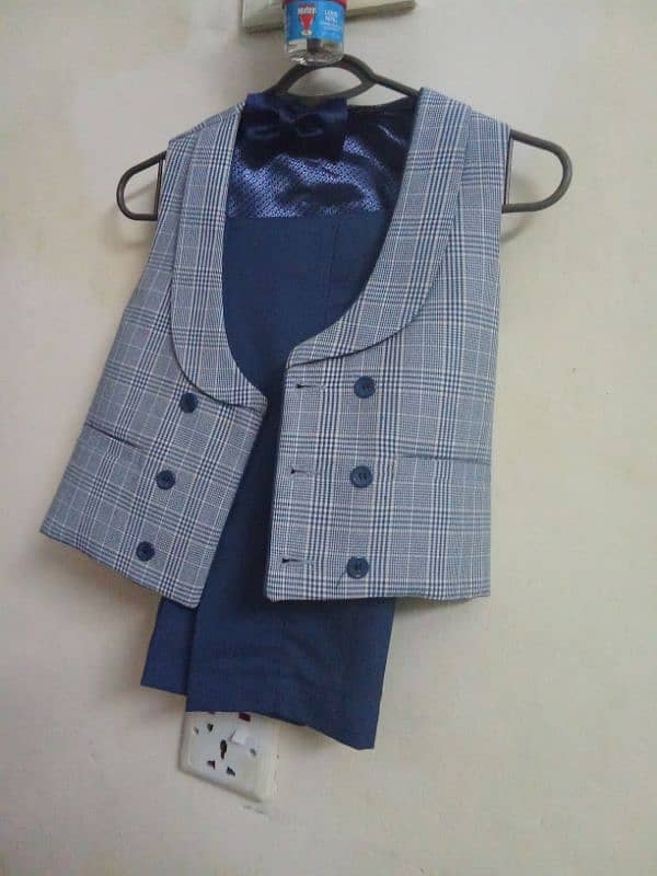 boy 3 piece suit 1