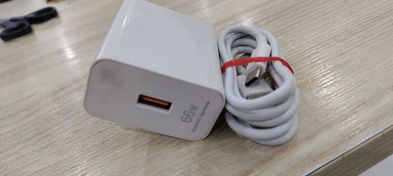 Huawei  66w charger cable hands free 100% original box pulled 5