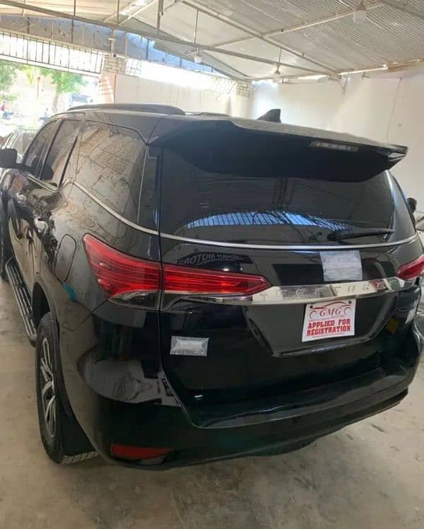 Toyota Fortuner V Petrol 2020 Model Black Beauty 1