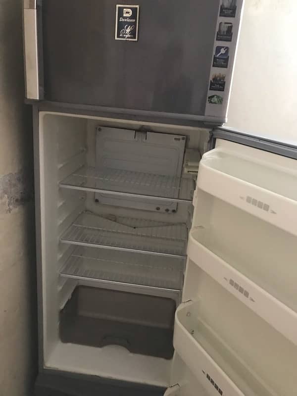 Dawalance refrigerator in excellent condition 6