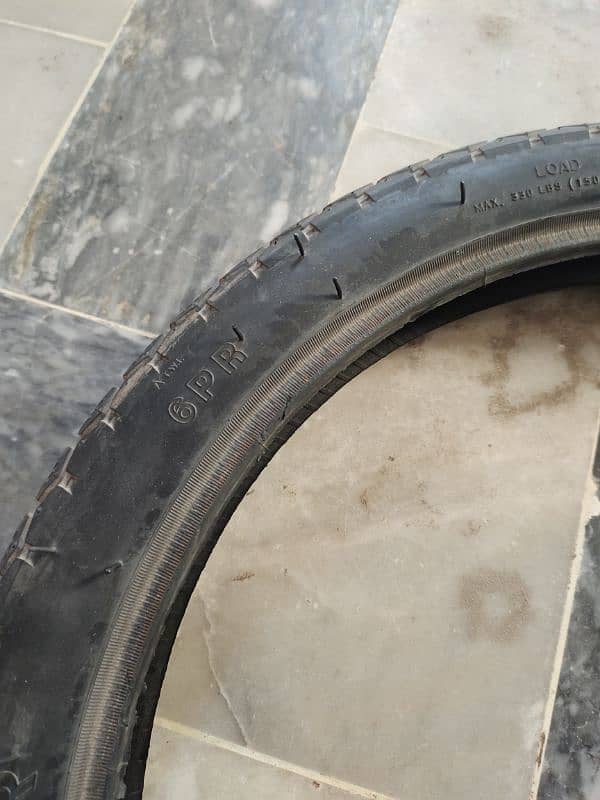 cd 70 tyre sarvic cheetha 6ply 4