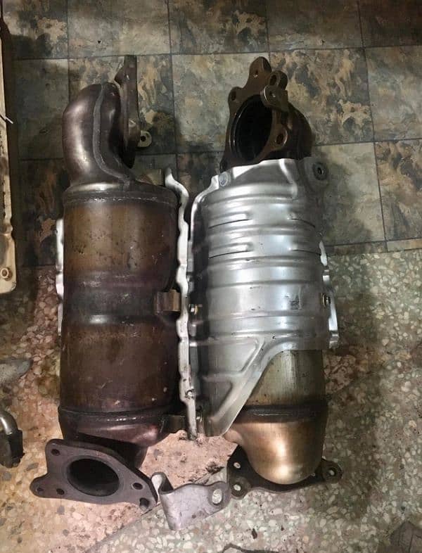 Mehran Prius Civic Prado Mercedes Honda Altis City Catalytic Silencer 2