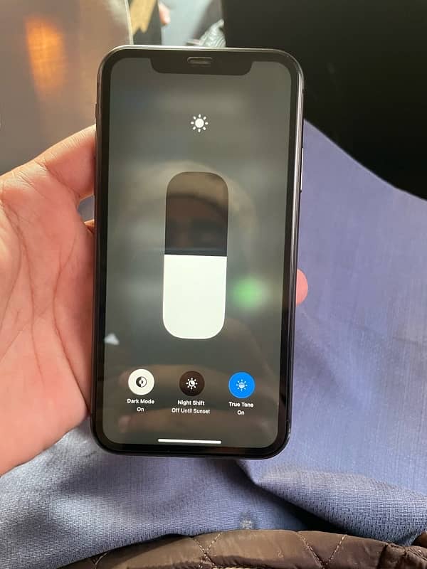 iPhone 11 256GB ( Sim Time Available ) 1