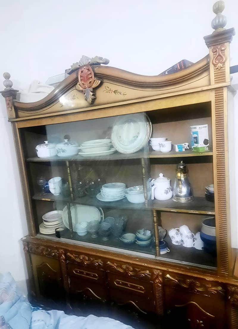 dressing table, iron stand, cupboard showcase dubble pati 0