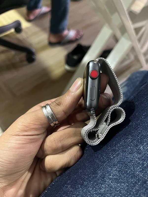 Apple watch series 3 42mm 5