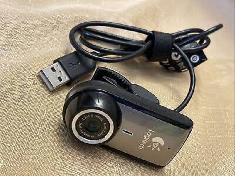 Logitech PC Laptop USB Webcam Carl Zeiss 1