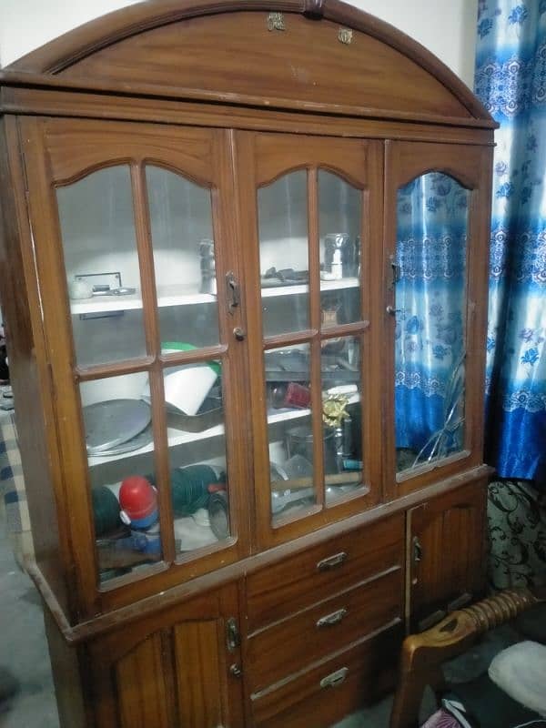 Used Wooden Showcase 0