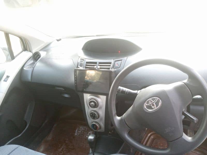 Toyota Vitz 2006 7