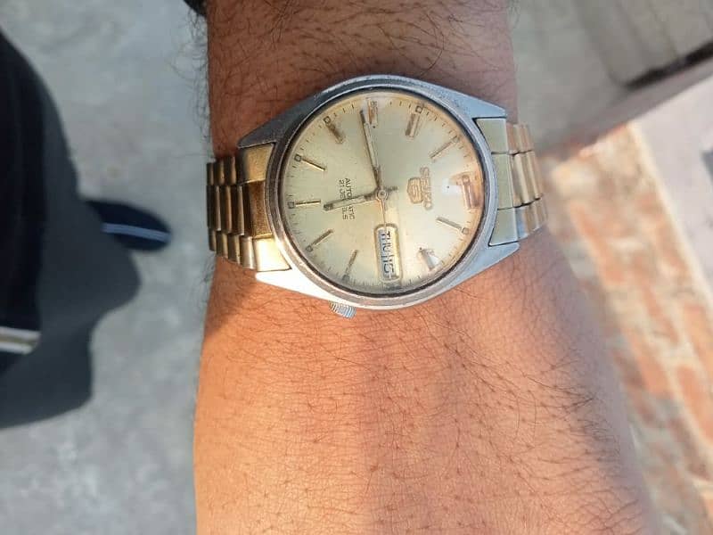 original Japan Seiko 5 automatic watch 1