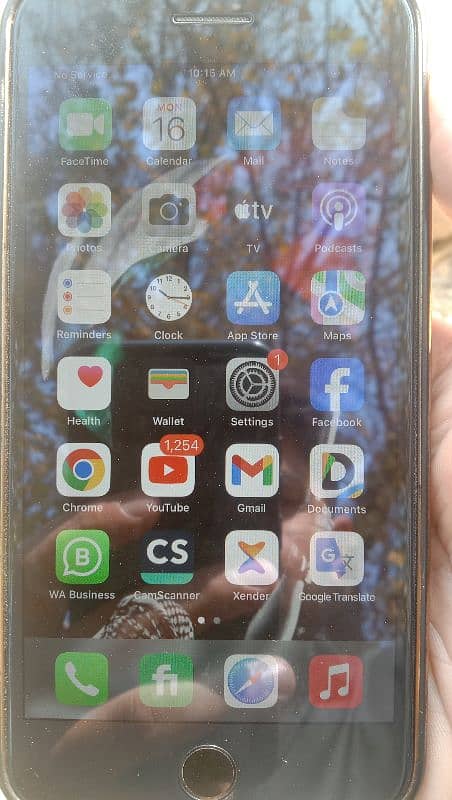 i phone 7 plus in best condition non pta block 4