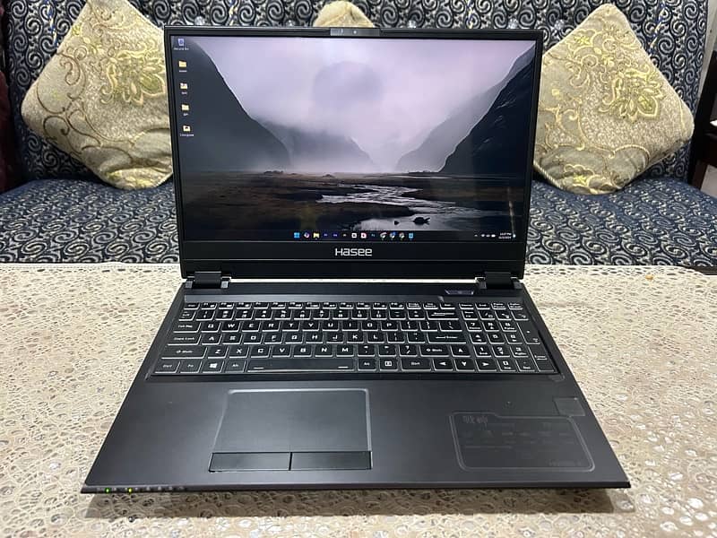 Gaming laptop i7 10th gen nvidia rtx 2070 graphics card 4