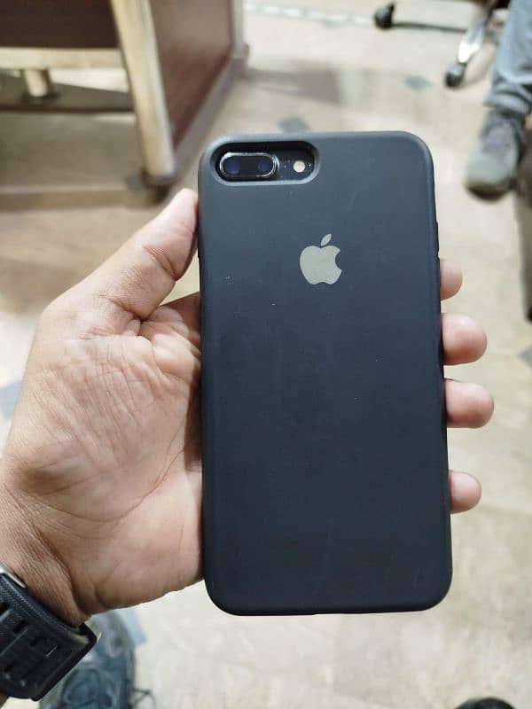 I Phone 7 Plus Black Colors 128Gb Official PTA Approved 7