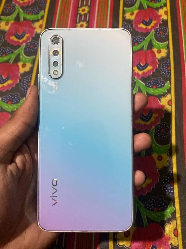 vivo s1 4/128 with box sale and exchange 10