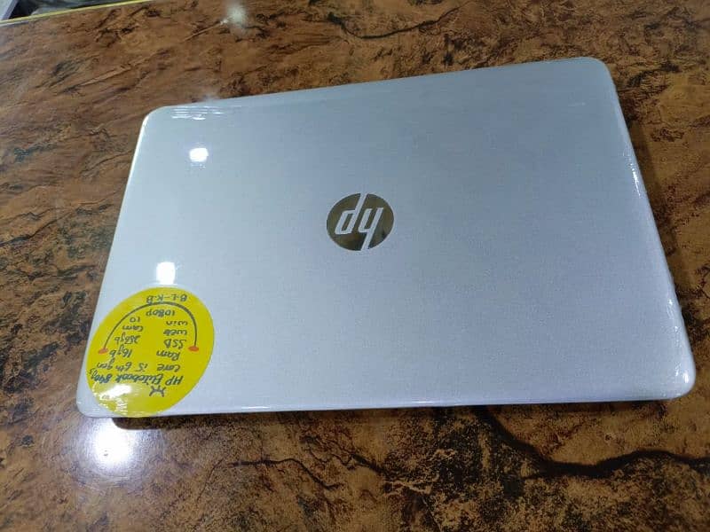 Urgent Sale Hp Elitebook 840 G3 2