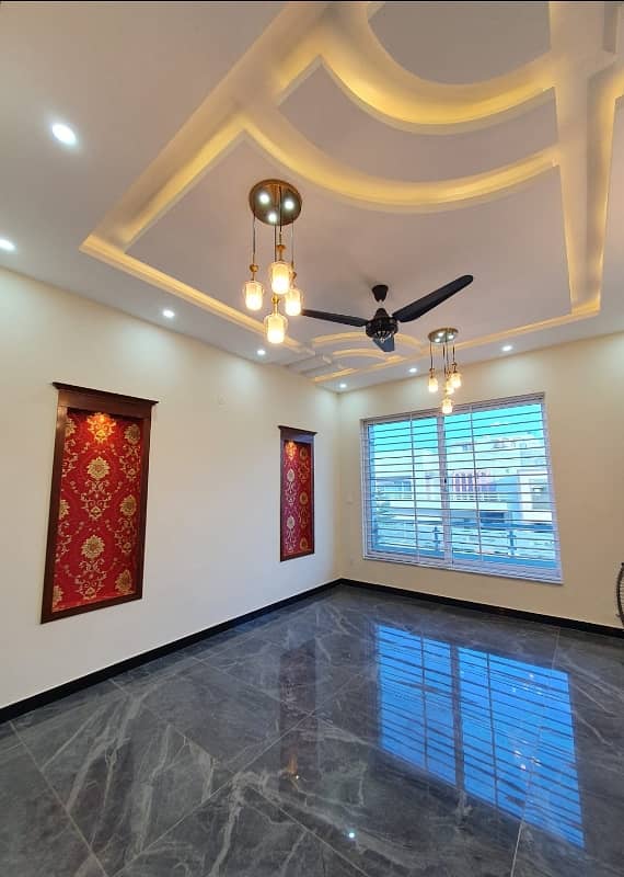 14 Marlas Tile Flooring House With Gas & Boring Available Near Kashmir Highway G-14/4 0