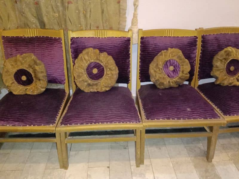 Chairs for sale with cushions 3