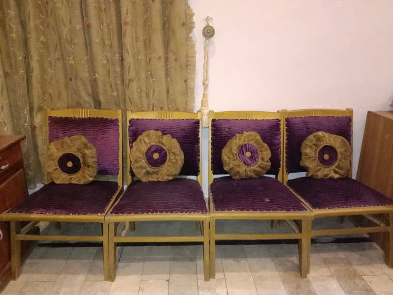 Chairs for sale with cushions 4