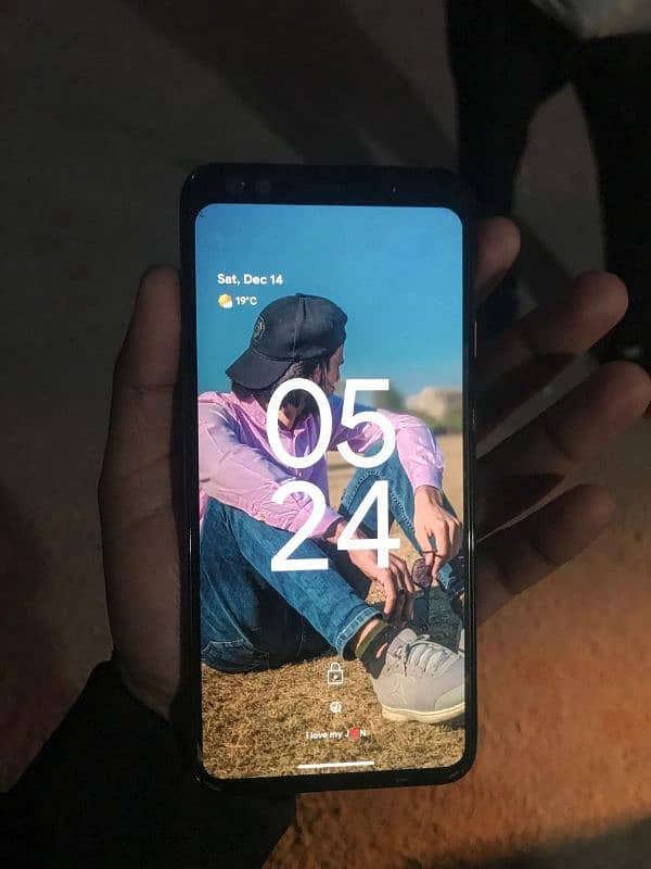 Google Pixel 4xl 6/64 For sale or exchange posible with iPhone 11 only 2