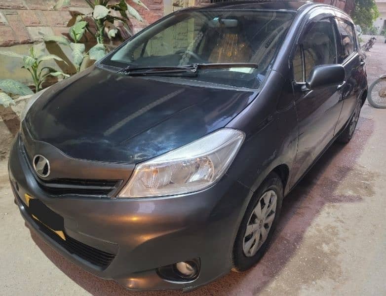 Toyota Vitz Model 2012 New shape 100% Total Original no Touchup 2