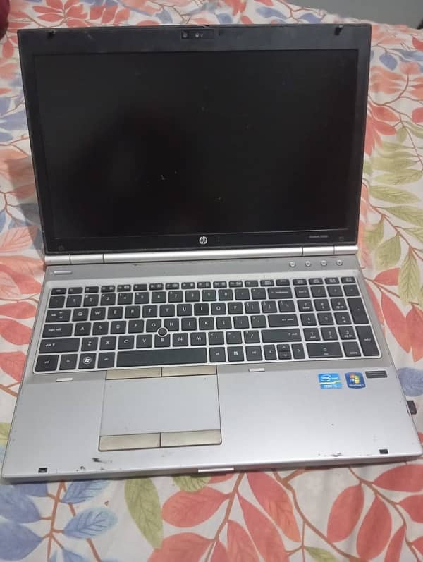 hp laptop elitebook 8560p 0