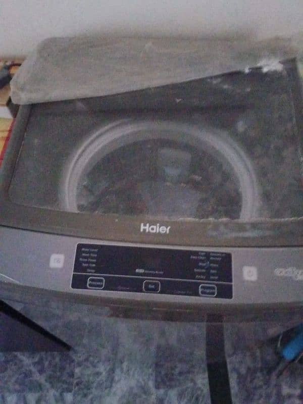 one hand used almost brand new wfully automatic washing machine 2