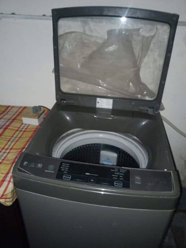 one hand used almost brand new wfully automatic washing machine 6