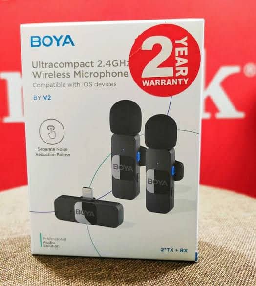 BOYA Wireless Microphone with Lightning Connector for Apple 1