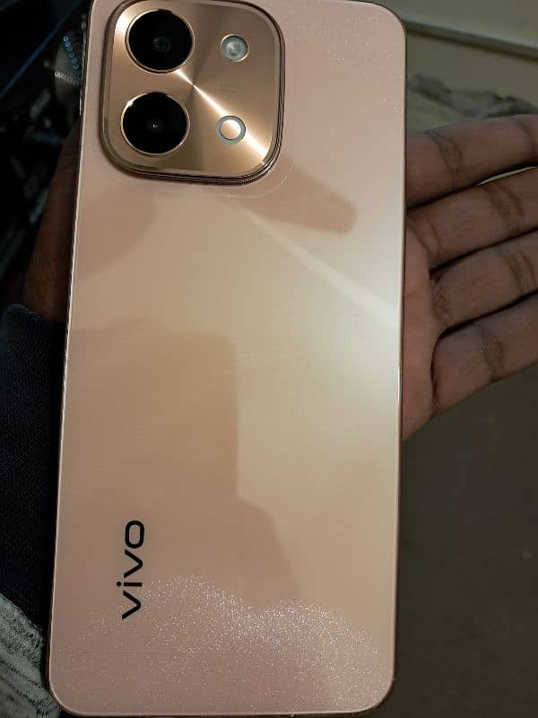 vivo Y 28 mobile phone 6/ 128||Mobile Vivo Model Y 28 in new condition 1