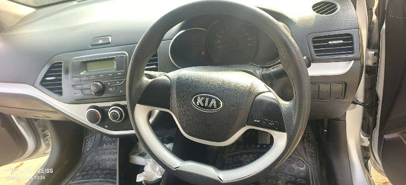 KIA Picanto 2021 12