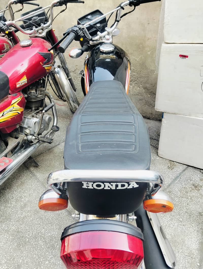 Honda CG 125 2021 3