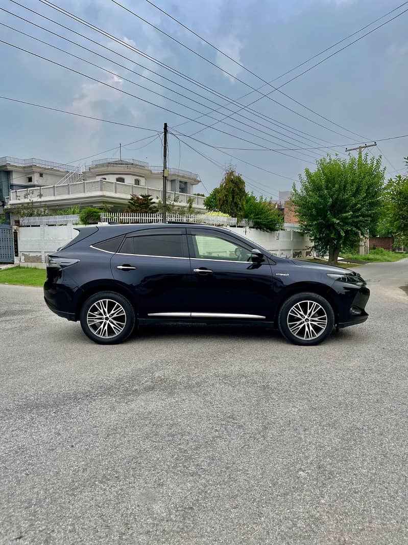 Toyota Harrier 2015 2.4 Hybrid 3