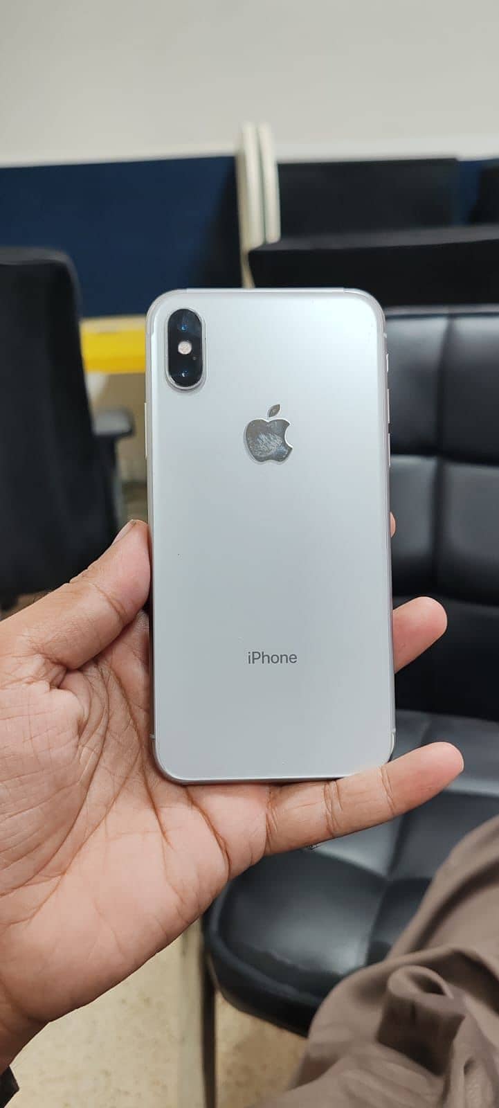 Apple iPhone X 1