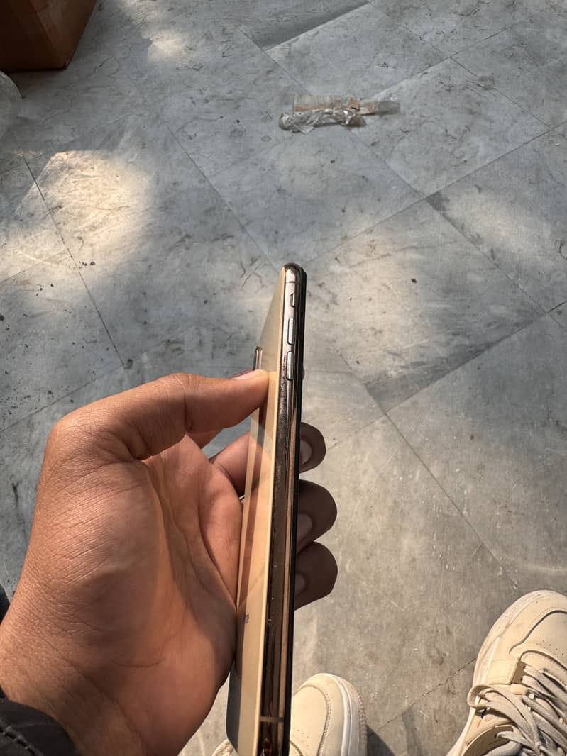 iPhone XS Max 256 pta approved 4