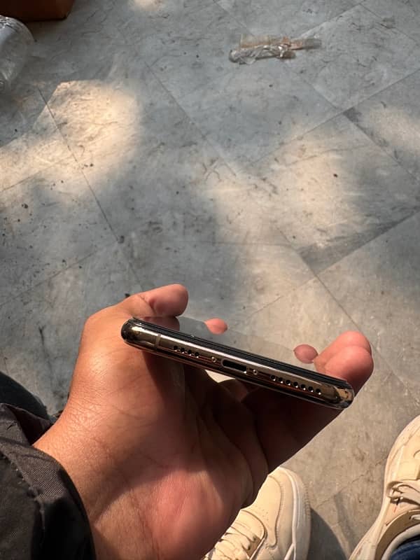 iPhone XS Max 256 pta approved 7