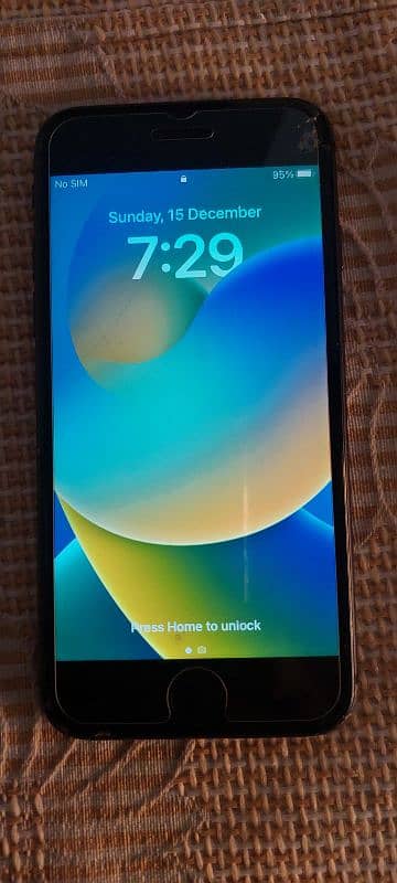 iphone 8 64gb. non pta water pack 1