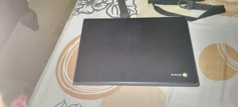 Lenovo chrome book 100e 1