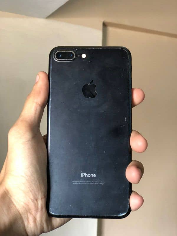 iphone 7 plus 32gb pta approved urjent sale 6