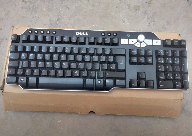 DELL Bluetooth Keyboard 0