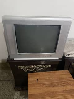 Nobel TV  Model 21T 27NF for sale.