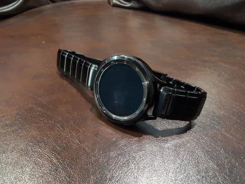 Galaxy watch 4 classic 46mm with box 0