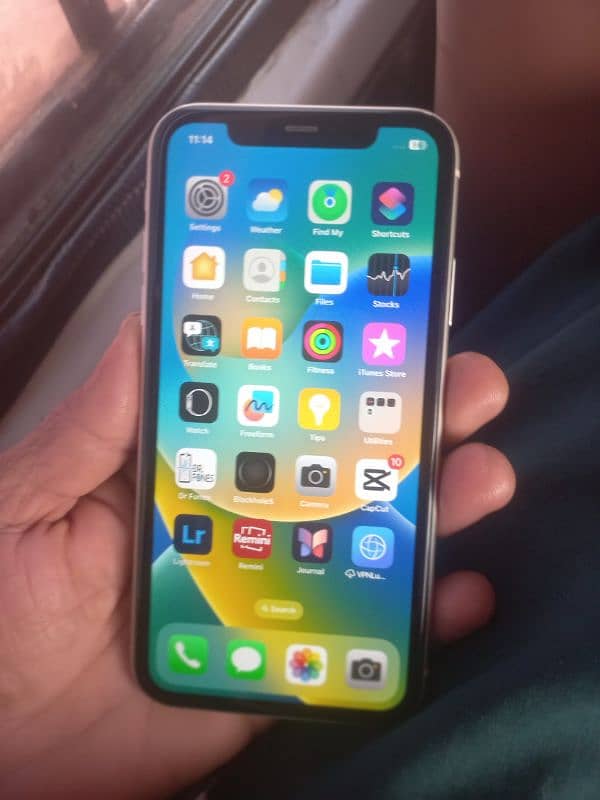 iPhone 11 DG khan 03464424632 watsap 5