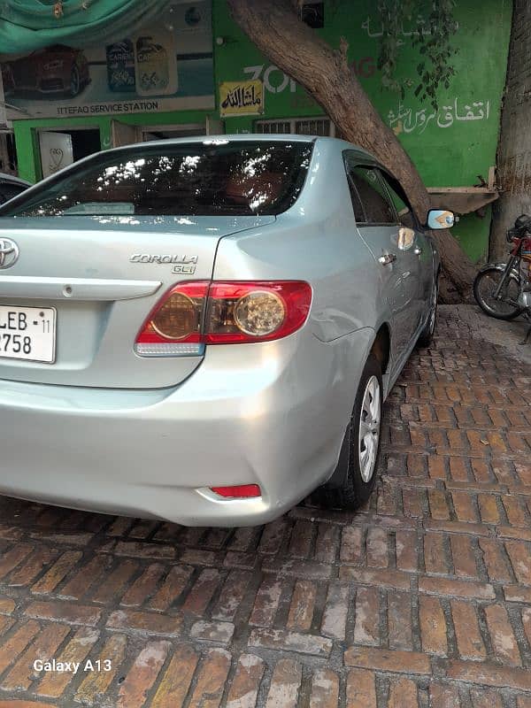 Toyota Corolla GLI 2011 1